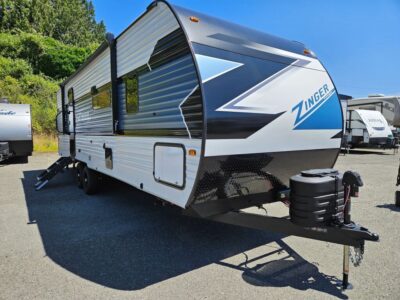 2025 CrossRoads Zinger   RV, fully loaded with premium options, available at Poulsbo RV.