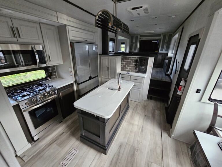 Keystone alpine Fifth Wheel