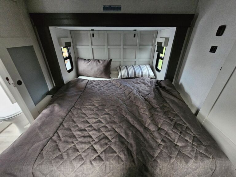 Keystone alpine Fifth Wheel