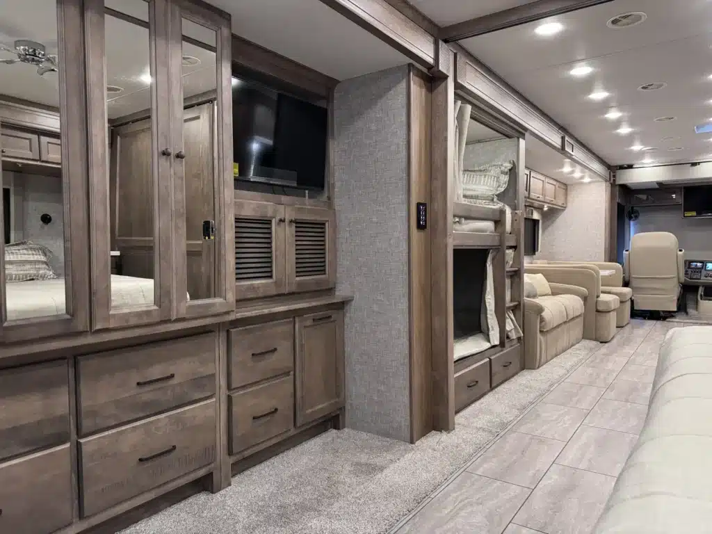 Tiffin Open Road Allegro