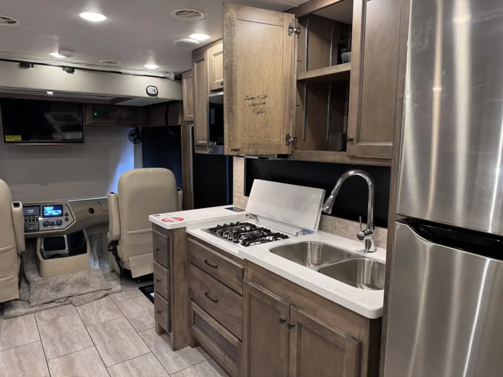 Tiffin Open Road Allegro