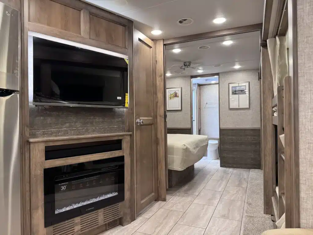 Tiffin Open Road Allegro