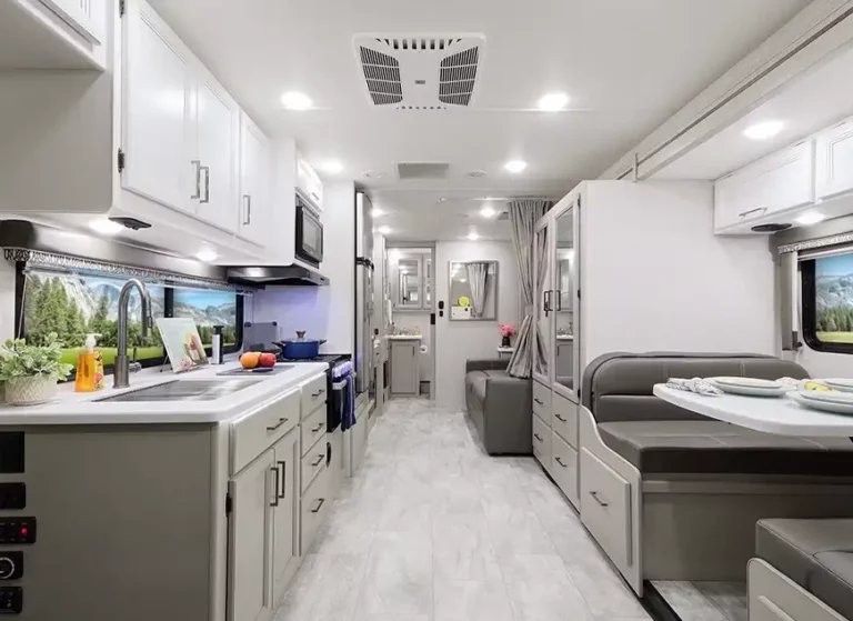 Thor Quantum LC 19 Motorhome